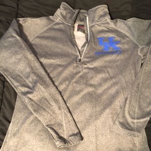 Kentucky half zip pull over